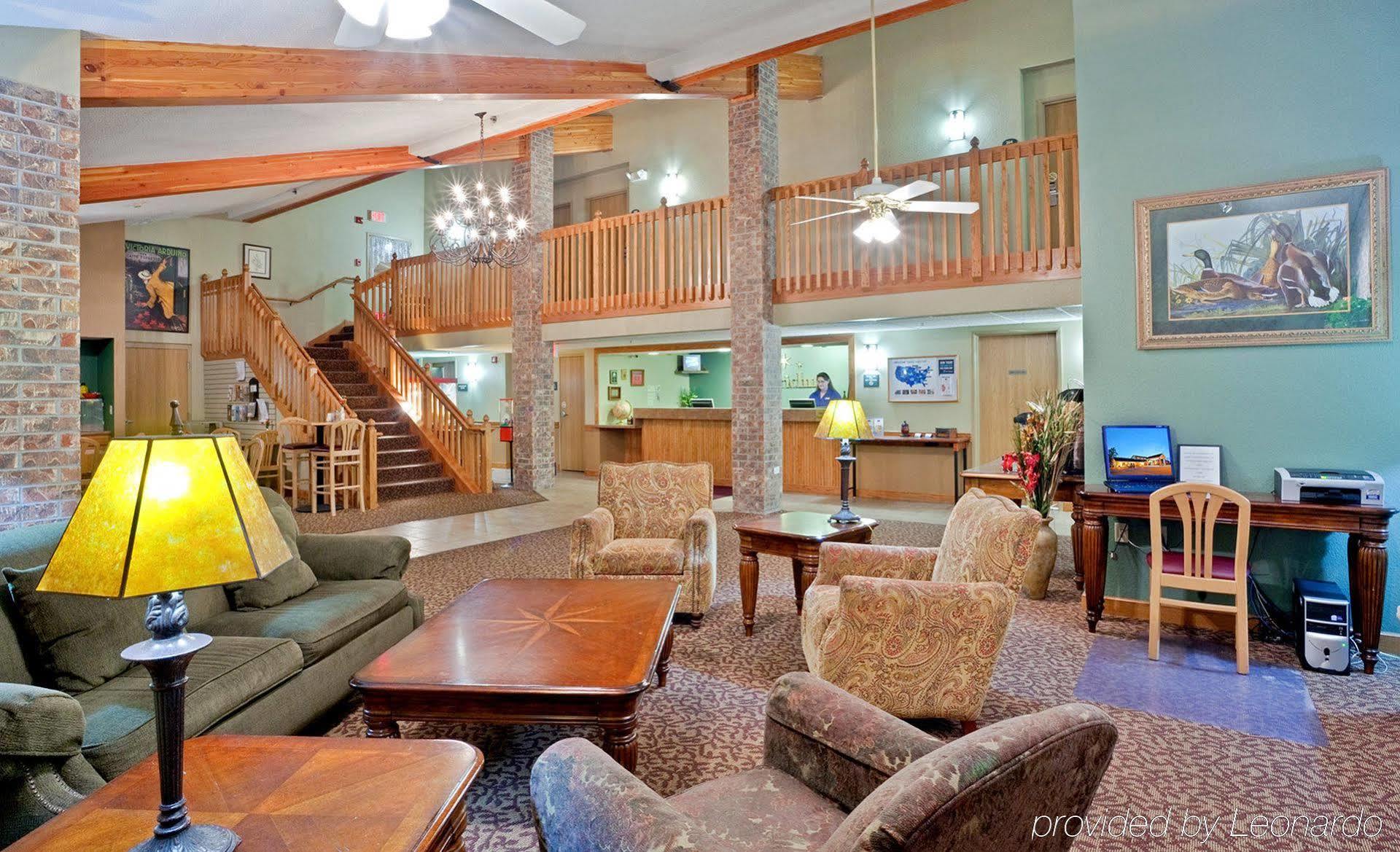 Rodeway Inn Hesston Extérieur photo